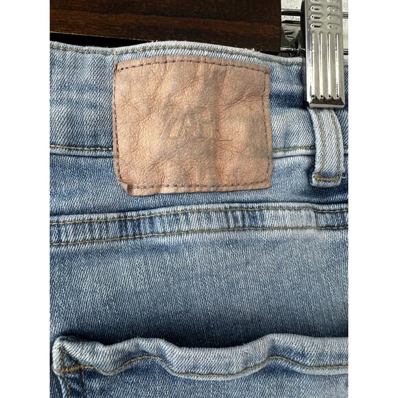 ZARA Jeans Boot Cut Leg Light Wash Women's Size 2 - Picture 4 of 8